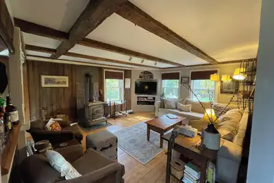 Image de One of a Kind Farmhouse with Incredible Okemo & Sunset Views