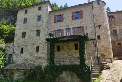 Image de Gîte \"Les Osiers\" Le Pigeonnier 10 personnes, au cœur des Gorges du Tarn