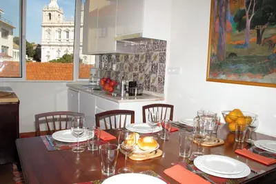 Image de 2 bedroom, 2 bathroom, central old Lisbon, lovely views, fully equipped