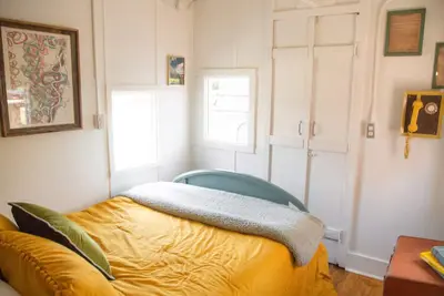 Image de Train Wreck Inn: Stay in the Caboose