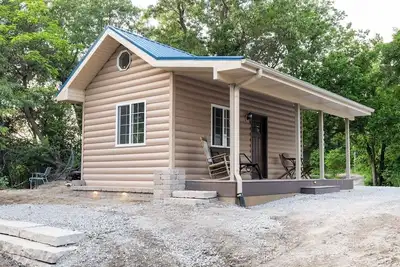 Image de Cozy Cabin w/ Loft, Grill and Fire Pit – Near Lake Mi
