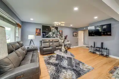 Image de Patio & Yard: Quiet Home in Chicago Area