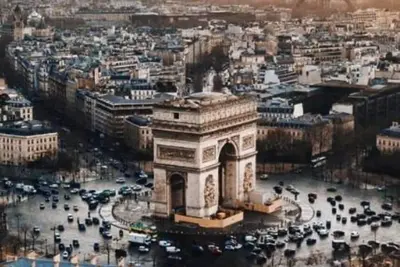 Duplex Montmartre With Aircon In Champs Elysees