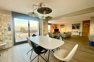 Image de Appartement 6 personnes \"3 plages pleine mer\" grand standing à 400m de la plage