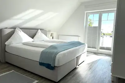 Image de 5-star beach domicile Deichgraf with sea view & sauna