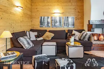 Image de CĂ di Bosco - Charming refuge with panoramic terrace in the heart of Cortina