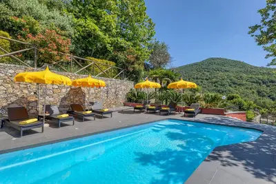 Villa Belvedere Condor - L - with Pool
