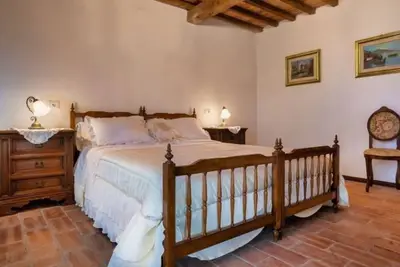 Image de Agréable appartement dans une maison de vacances avec piscine, climatisation, Wifi, Tv et parking