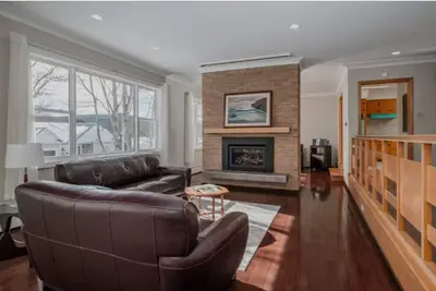 Image de Timeless 3br Mid-Century Modern | St. John’s Gem