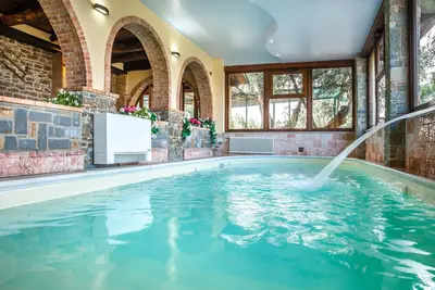 Image de Villa 'Don Elio Con Spa Privata' avec vue sur les montagnes, Wi-Fi et climatisation