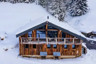 Image de Chalet Beauceron, Chalet Beauceron Farmhouse