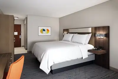 Image de 3 Family-Friendly Suite Close to Parks with Free Breakfast & Outdoor Pool