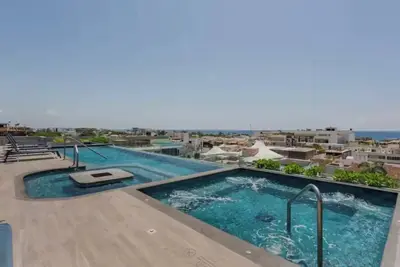 Image de 2bd right in the center of Play del Carmen