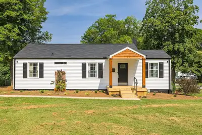 Image de 3br Greensboro Retreat •5 Mins from Downtown