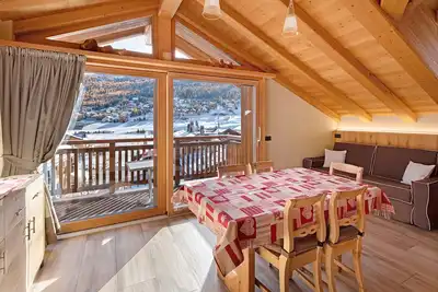 Image de Appartement 'Rovere' avec vue sur les montagnes, jardin partagé et Wi-Fi