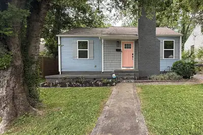 Image de Charming 2-bedroom house in Knoxville with WiFi and Ac
