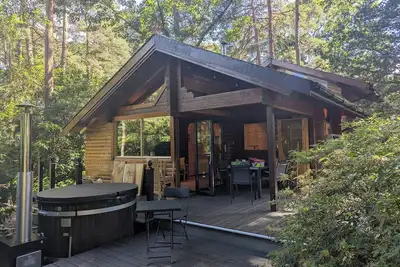 Image de Onni - cosy forest cabin with hot tub