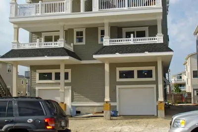 Image de Spacious 5-bedroom condo in charming Sea Isle City, Nj.