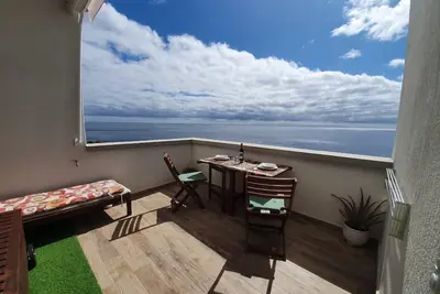 Image de Pambnb - Seaview Escape with Elegant Charm