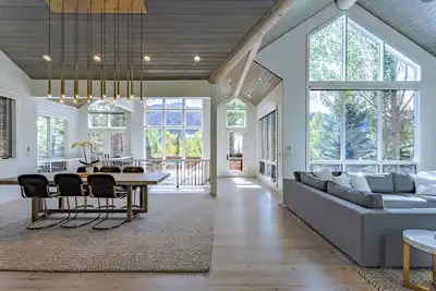 Image de 15 Million Dollar Home - Walk to Town - Aspen Vacation Rentals™