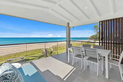 Image de Albatross Beachfront 3 Bedroom Apartment
