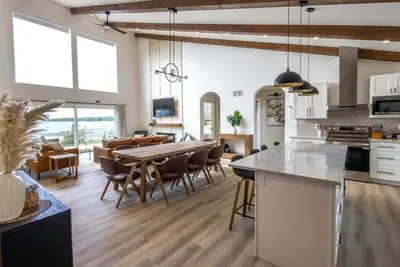 Image de Brand new modern cottage build In Tobermory near Singing Sands