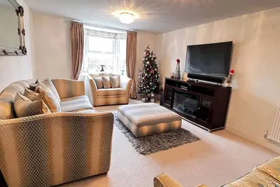 Image de Spacious Family Retreat in Serene Taunton | Sleeps 8 | Near Town & Countryside