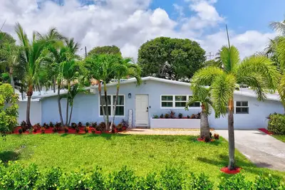 Image de Barefoot In Lantana Paradise