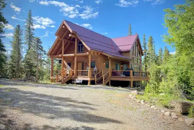 Image de New Rental! Pet Friendly Cabin, 24 miles to Breck - Golden Nugget