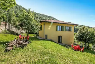Image de Iris Apartment, Casalzuigno, Italy