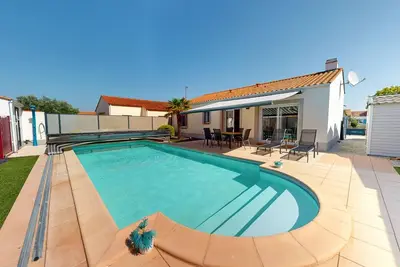 Image de Palm'Cornue avec piscine privée