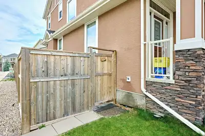 Image de come to Valley Ridge, Calgary’s closest community to Banff, Camore, and Cochrane