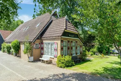 Image de Ferme de vacances au bord de l'eau à Giethoorn