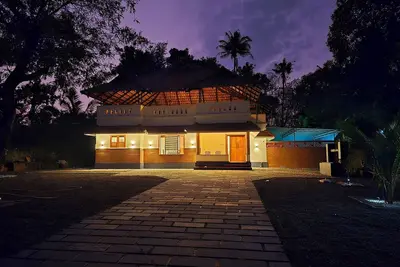 Image de Acrewood Farmhouse, heritage-style house, soulful retreat into the nature.
