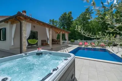 Vila LeDa by Villas Guide