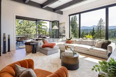 Image de Suncadia 5 Bdrm Home Wellness Retreat in Nelson Preserve