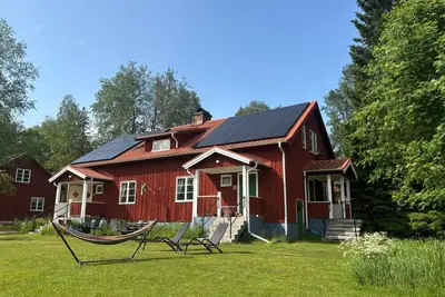 Image de Viol vacation apartment in Värmland - 3 bedrooms, fireplace, nature & lake