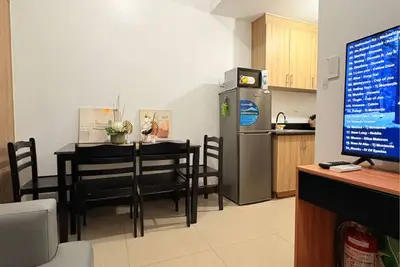 Image de Metro's Hideaway Shore 2 Tour 1