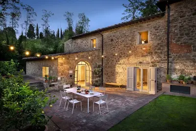 Image de Belle maison de vacances pour 18 personnes avec climatisation, piscine privée, Wifi, Tv et parking