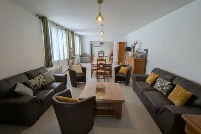 Image de Charmant Gîte Familial près d'Orléans avec Jardin