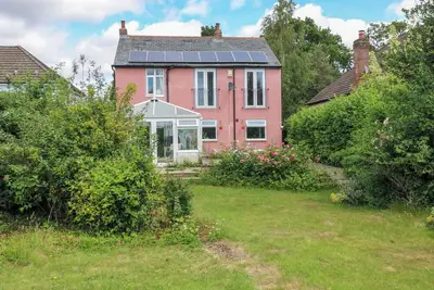 Image de Hillside, pet friendly, character holiday cottage in Holmer Green