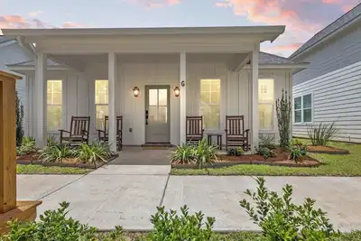 Image de New Grand Slam Cottage | King Bed + Sports Complex