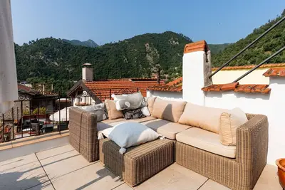Image de Belle maison de vacances avec Wifi, climatisation, terrasse, animaux admis, vue panoramique, parking