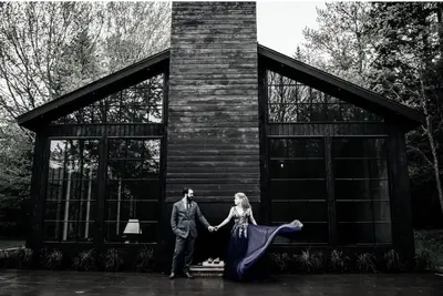 Image de Unique wedding venue perched in the mountains with streams and an apple orchard