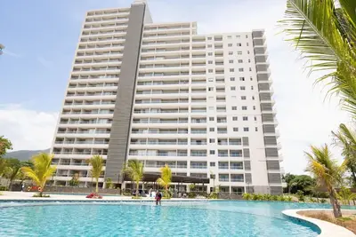Image de Luxurious apartment with private balcony-pool and beach