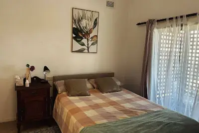Image de Seaview on South with WiFi, linen provided and pet friendly!