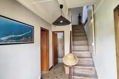 Image de A 10 min. à pied du Sillon de Talbert, maison idéale pour couple.