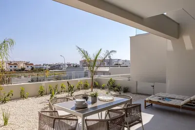Image de 2 bedroom ground floor apartment