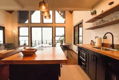 Image de Ananta House, Sunset + Gulf View | Loft Net