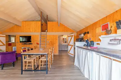 Image de Chalet Au Milieu Des Vignes, à 5 minutes des Antilles de Jonzac